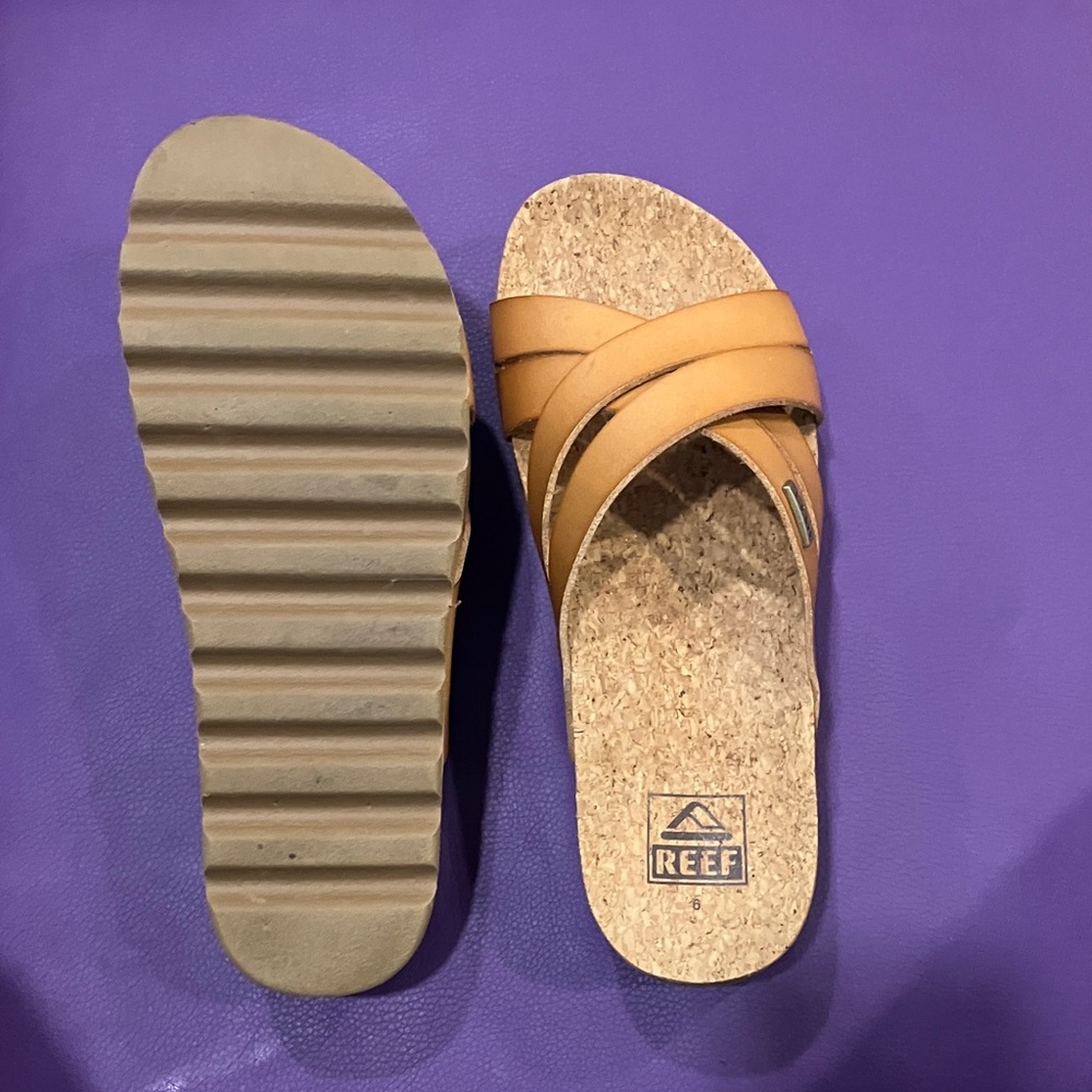 Reef Women's Tan Slide Sandals